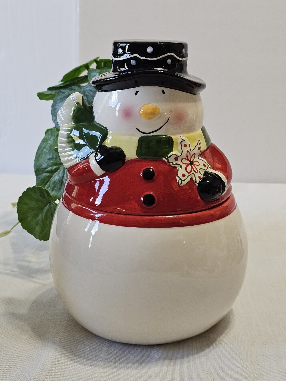 Christmas Snowman Ceramic Cookie Jar Canister Holiday Décor